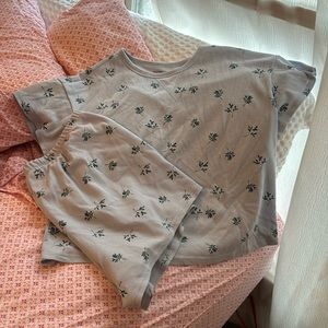 Old navy pj set